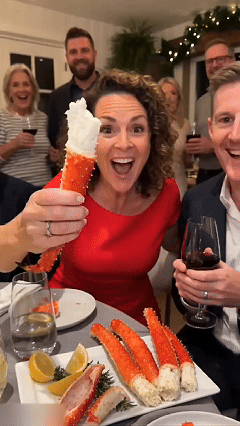 🦀Wild-caught Alaskan Red King Crab — High-protein, pure meat crab legs🦀-Family